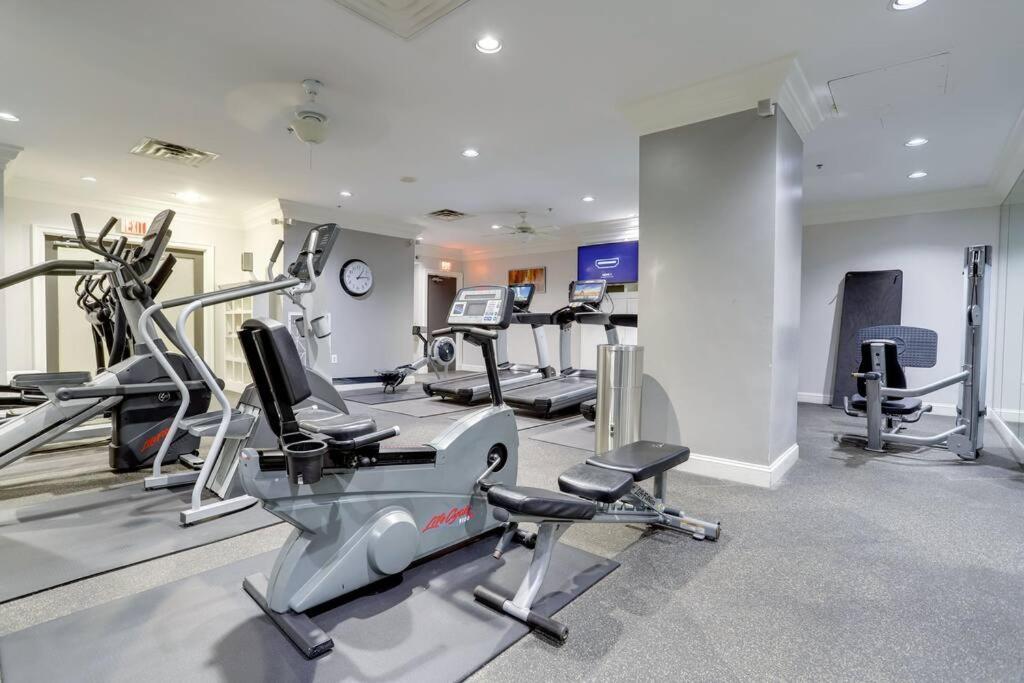 Exclusive Apt In Ballston With Gym อาร์ลิงตัน ภายนอก รูปภาพ